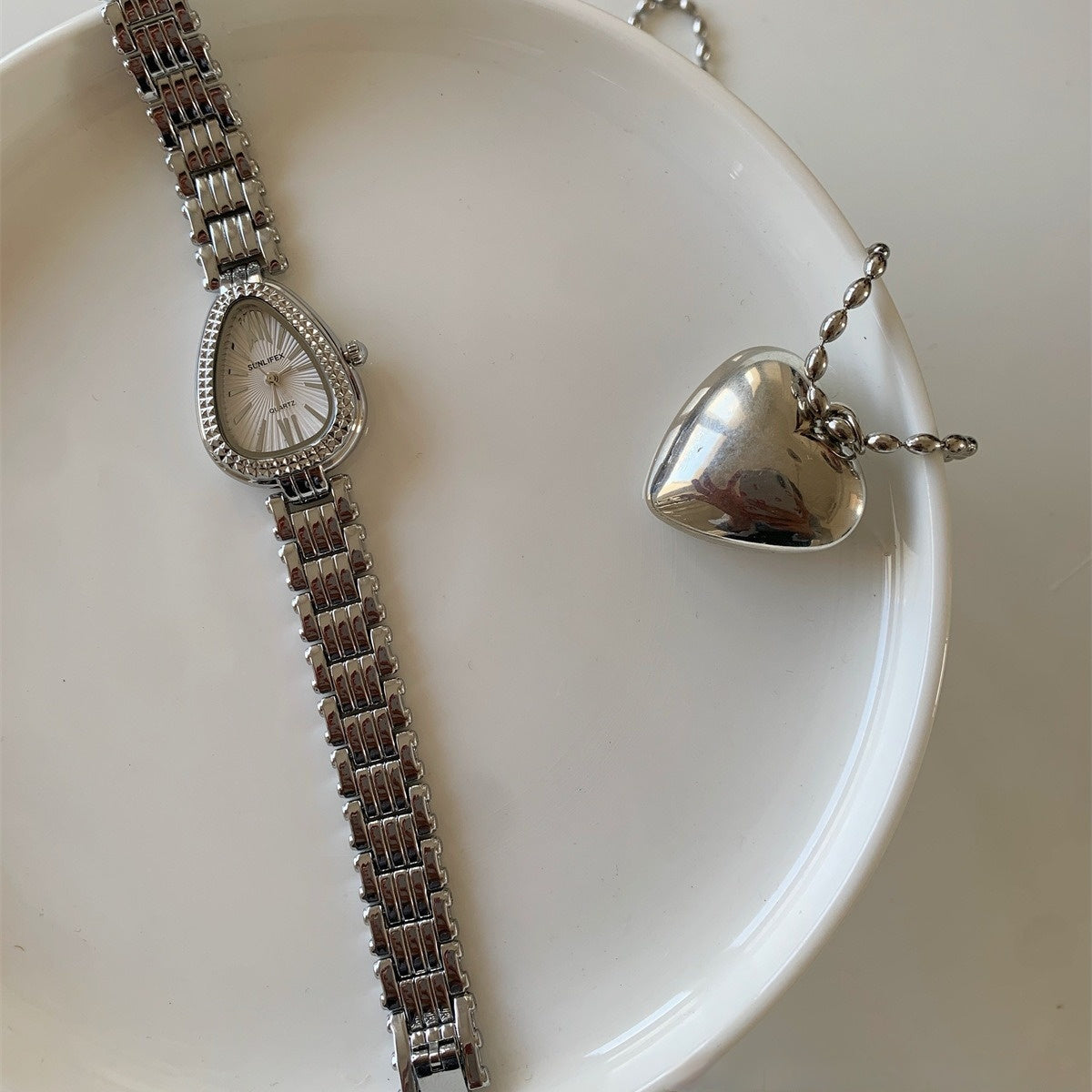 Fashion Alloy Women's Watch The Max Mall