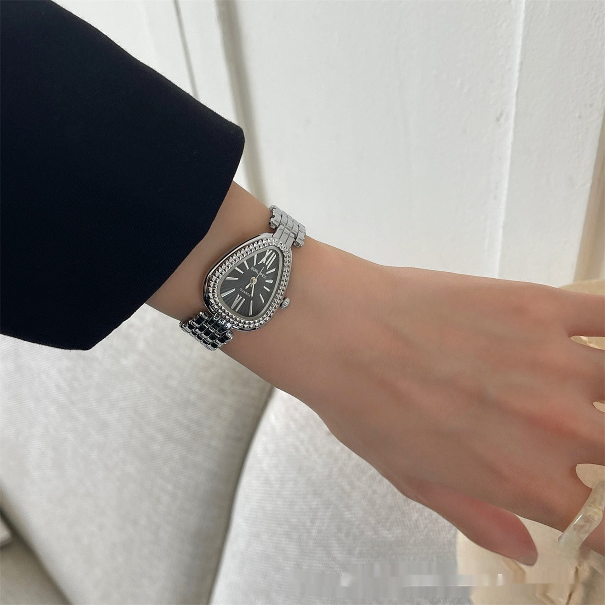 Fashion Alloy Women's Watch The Max Mall