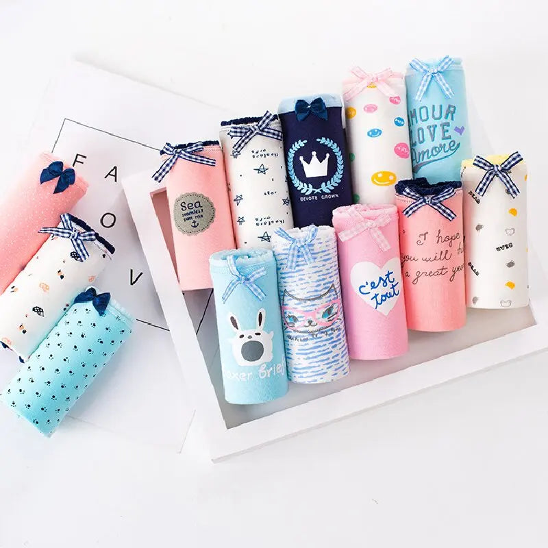 AIANGELAQIN Women's Cotton Briefs - Seamless Mid-Rise Underwear with Bow & Lace Trim M-XXL