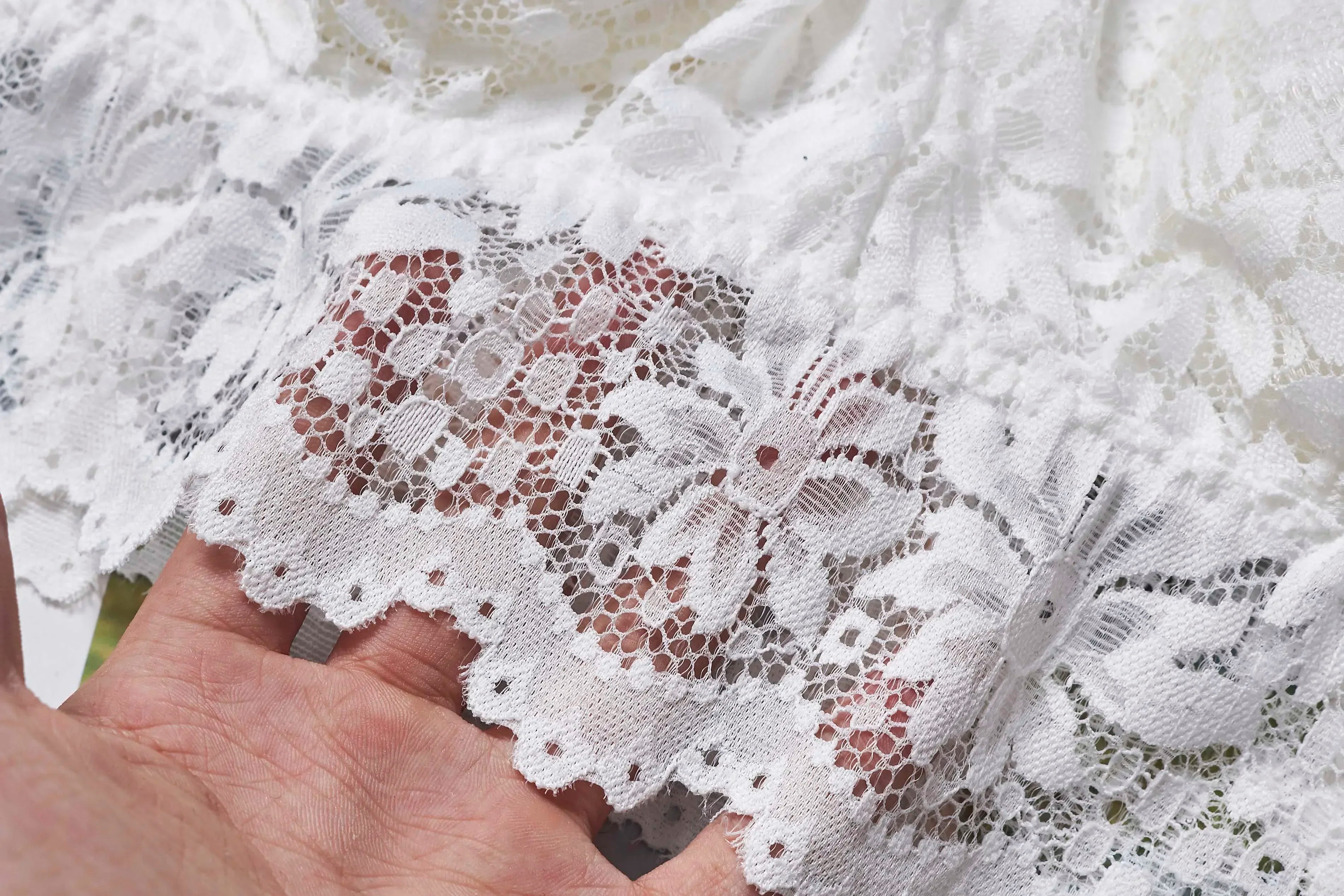 Women's Wireless Tube Top Bra - Lace Bandeau Push Up Padded Strapless Bralette M-XL