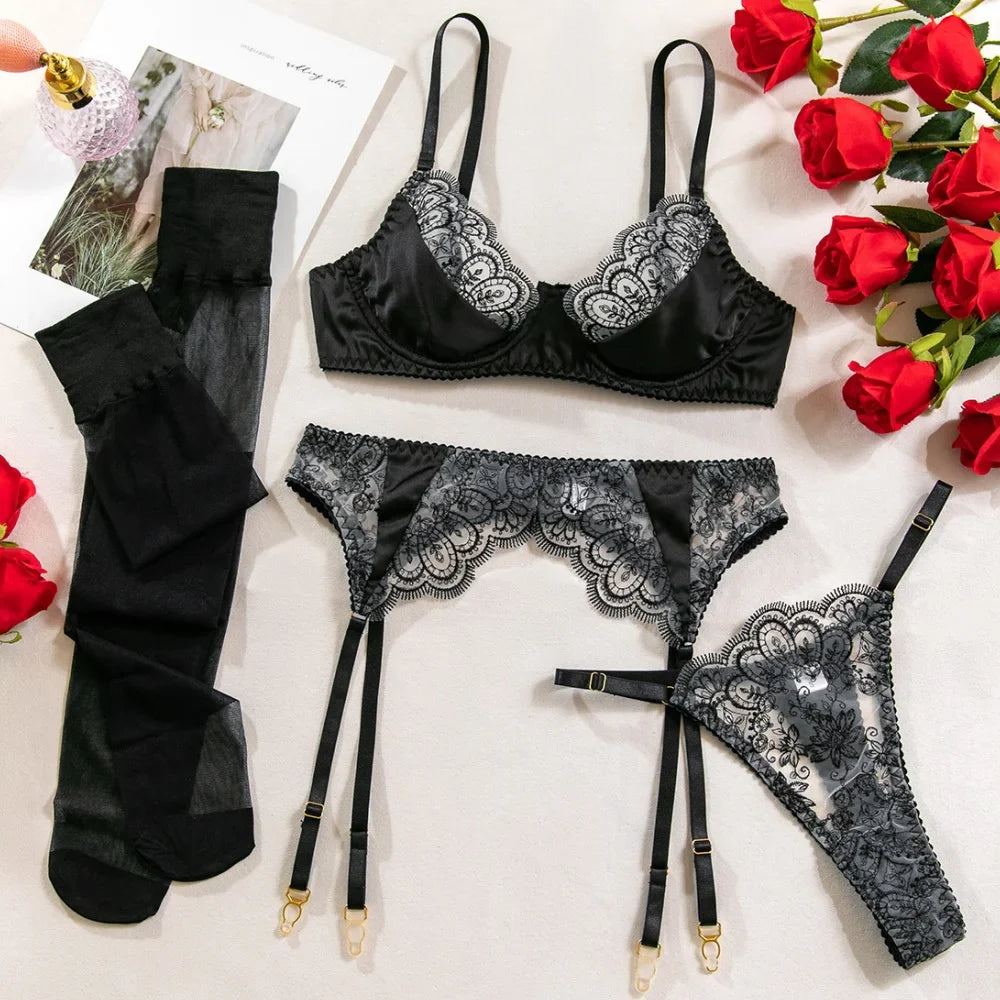 Krasapt Floral Embroidery Bustier Set