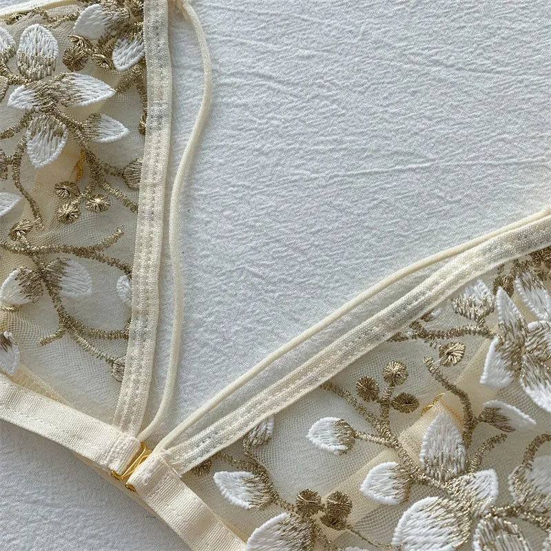 YSANSCA Women's Wireless Front Closure Bra & Brief Set - 3/4 Cup Push Up Lace 3-Piece S-L